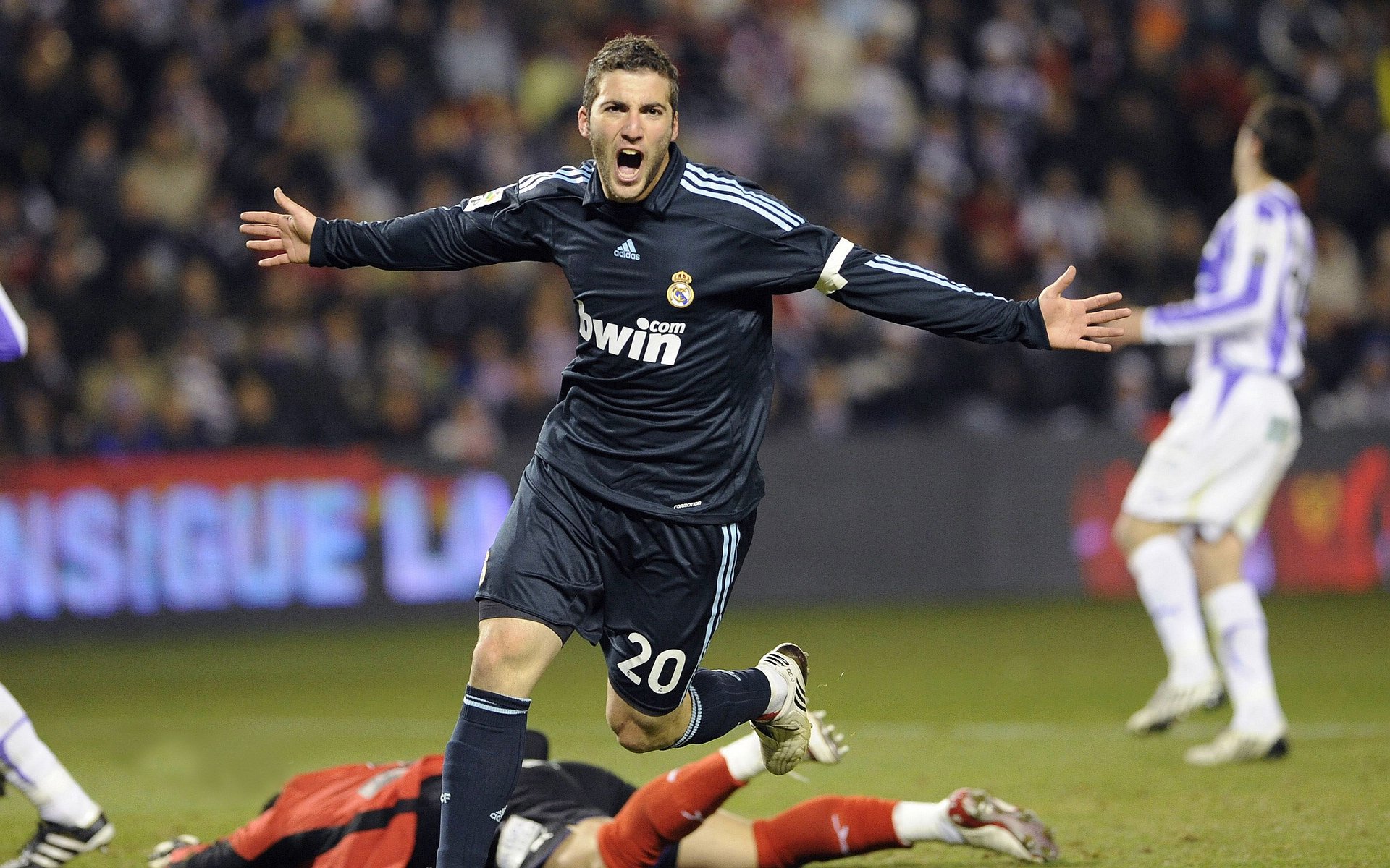 史上最年轻的“欧洲巨星”崛起起点，史上最年轻的明星是谁